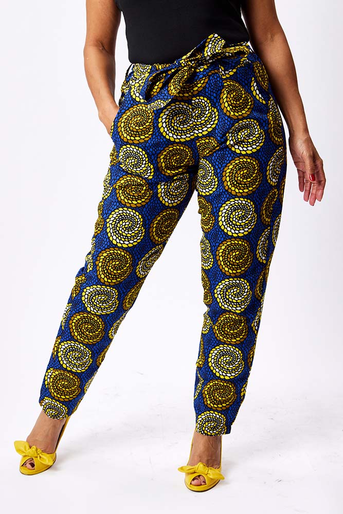 Tie belt trousers