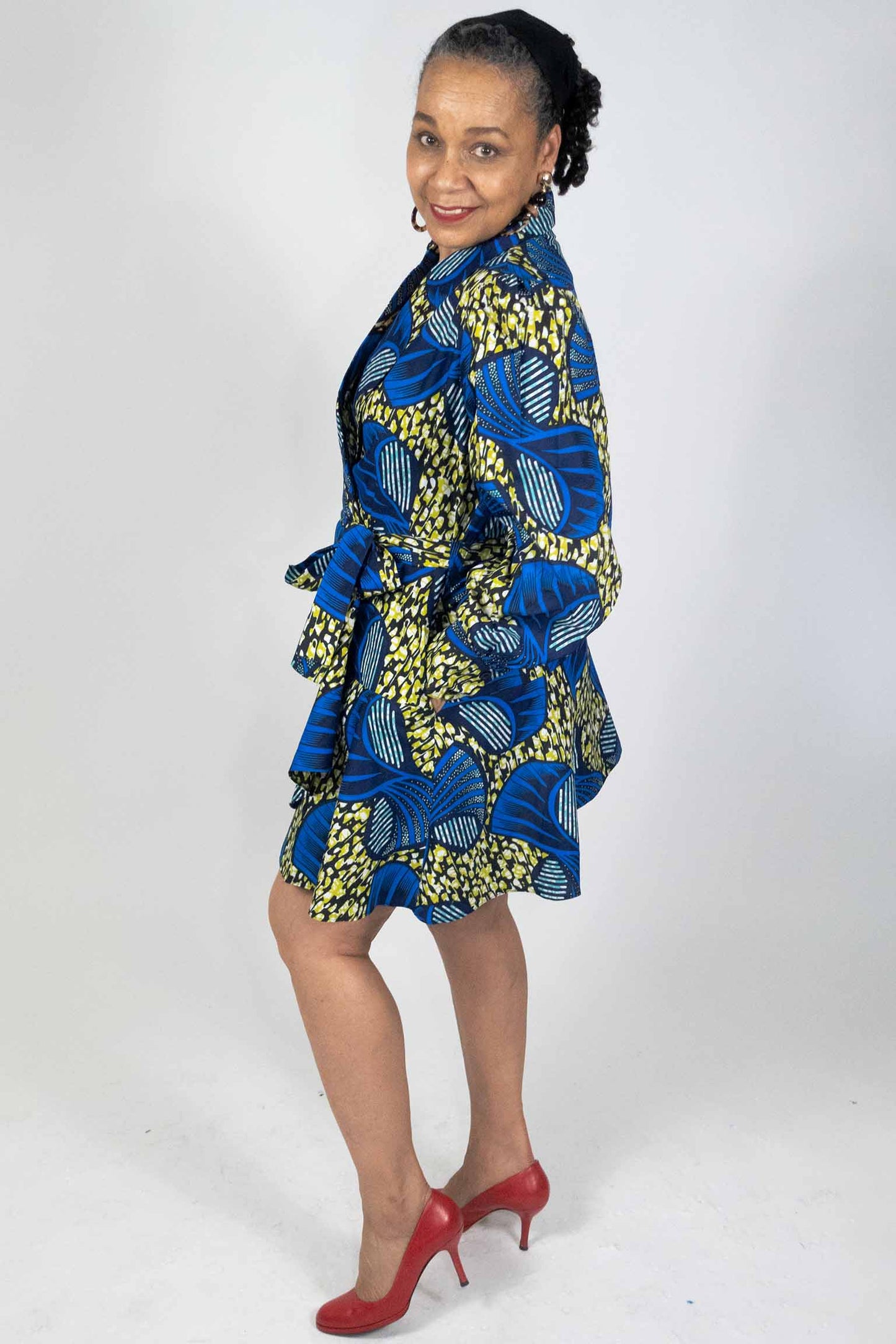 Long sleeve short frill dress
