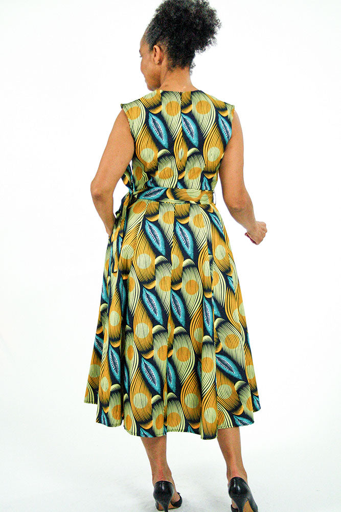 Sleeveless Full gore dress