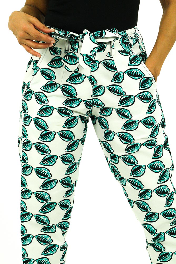 Tie belt trousers